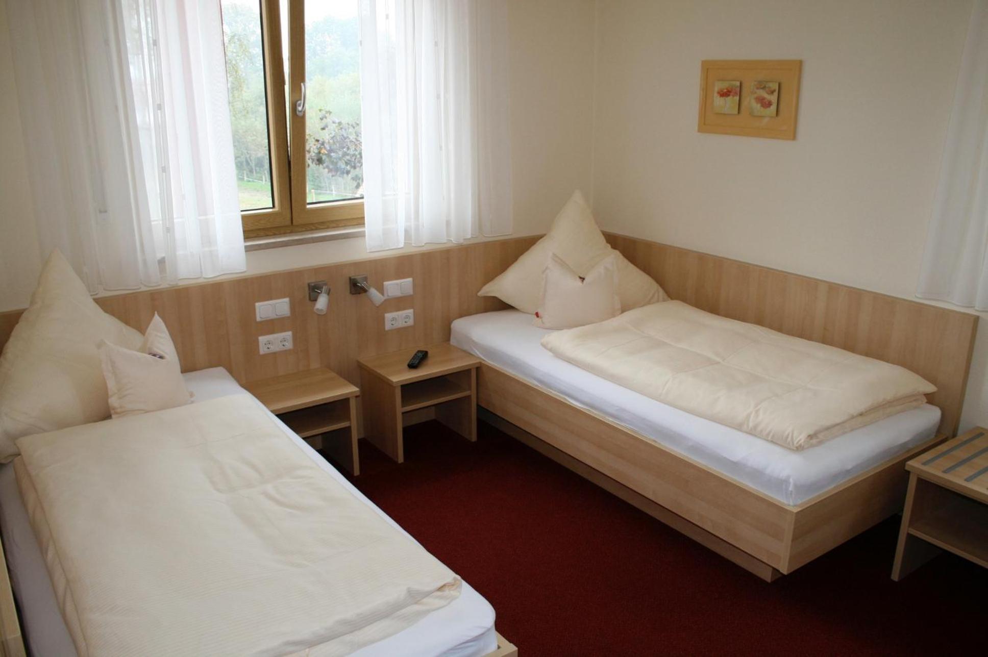 Landhotel Winter Affing Екстериор снимка